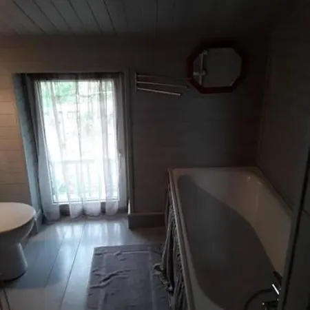 Tatil Evi Maison Sur Les Bords De Vienne. *